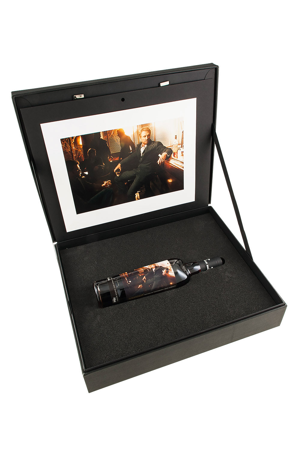 Macallan Annie Leibowitz Bar
