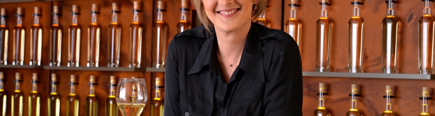 Julie Cavil