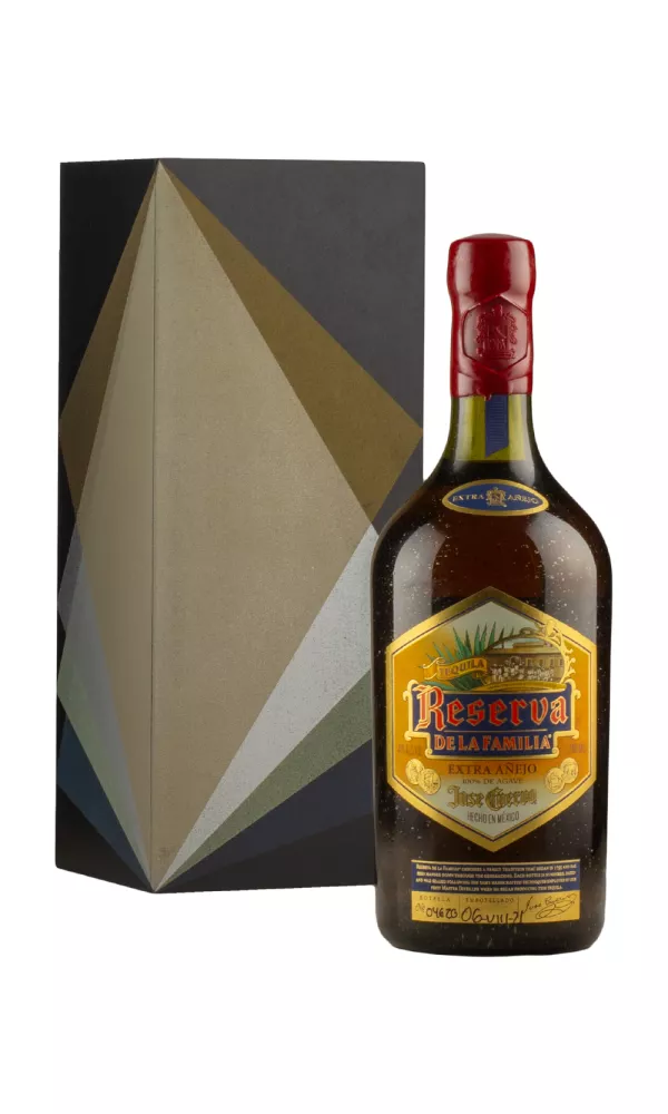 Jose Cuervo Reserva de la Familia Extra Anejo (2020 Release) Jose Cuervo Reserva de la Familia Extra Anejo (2020 Release)