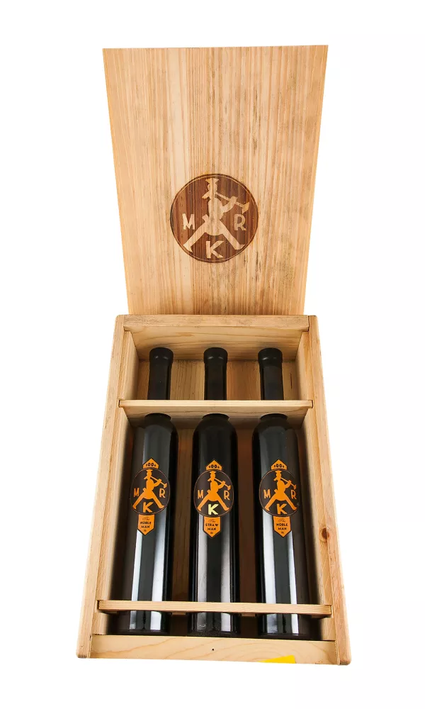 Sine Qua Non Mr K Box Set (2 x Noble Man, 1 x Straw Man) Sine Qua Non Mr K Box Set (2 x Noble Man, 1 x Straw Man)