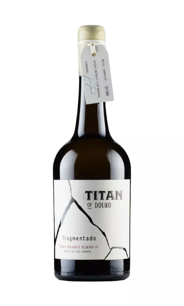 Titan of Douro Fragmentado II Titan of Douro Fragmentado II