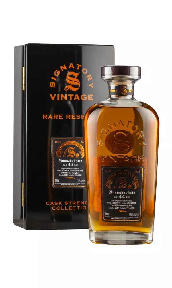 Bunnahabhain 44 Year Old 35th Anniversary Signatory Bunnahabhain 44 Year Old 35th Anniversary Signatory