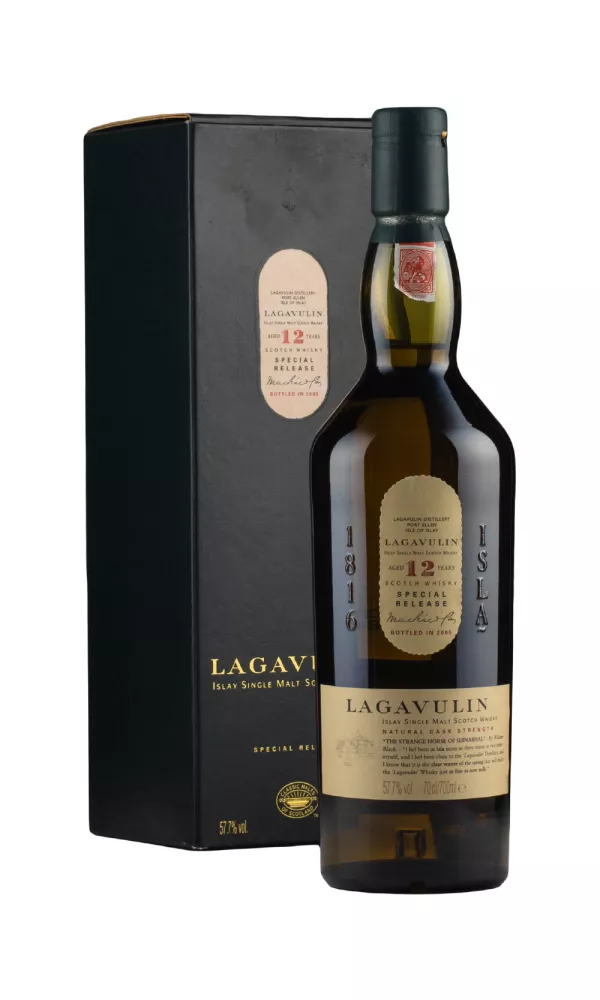 Lagavulin 12 Year Old (2005 Release) Lagavulin 12 Year Old (2005 Release)